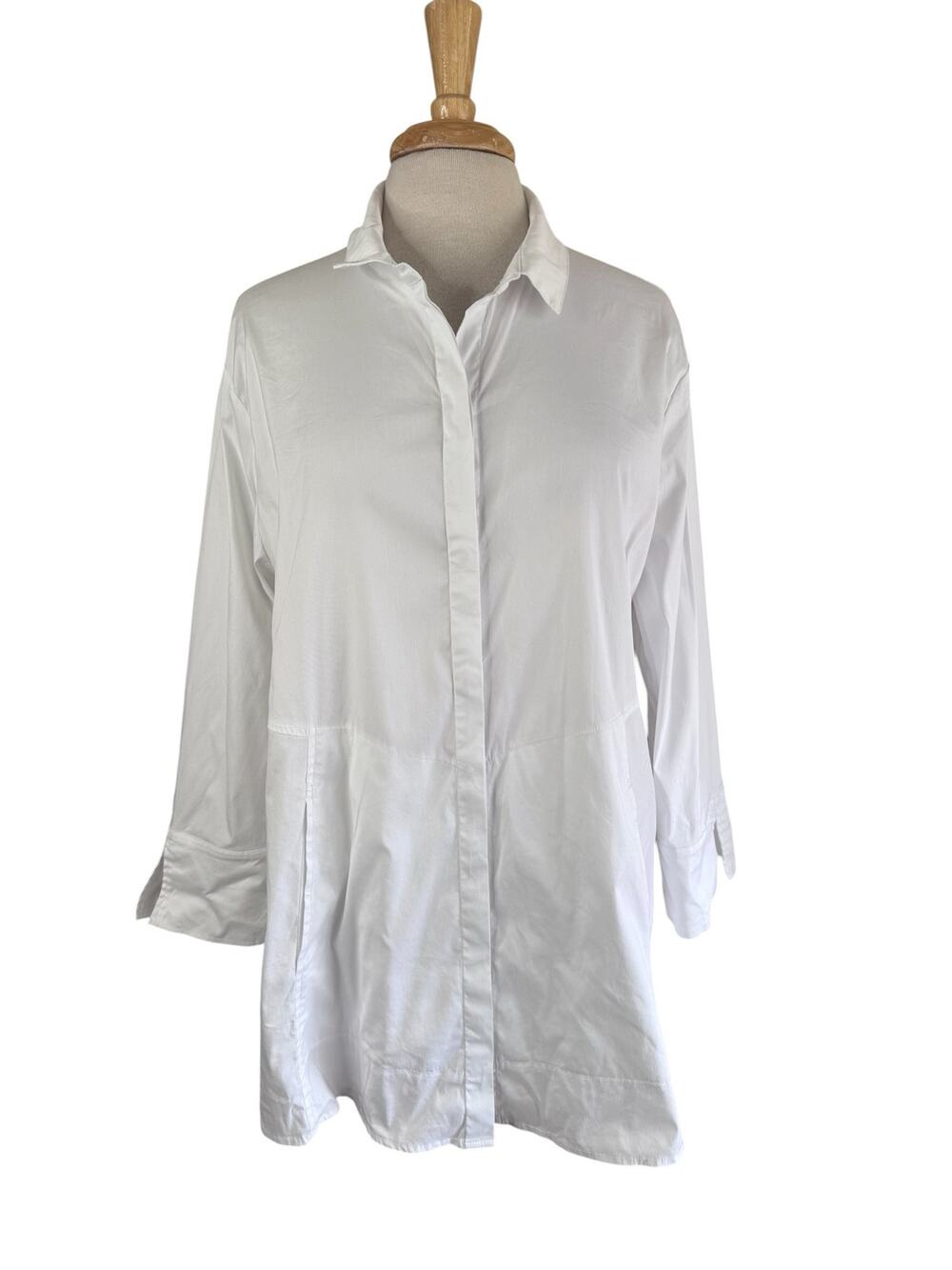 HABITAT CLOTHES TO LIVE IN Button Up Shirt in White Size XL Women Cotton Stretch